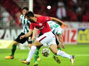 Internacional 2 x 1 América-MG - Colorado se isola na liderança da série B