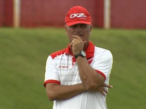 Ex-CRB, Mazola Júnior é demitido do com,ando técnico do Vila Nova GO