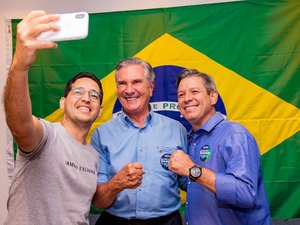 Collor garante revolução na educação do estado em cruzada contra o analfabetismo e fortalecimento da EJA