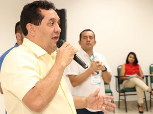 Severino Pessoa se reúne em Arapiraca com funcionários do setor atacadista