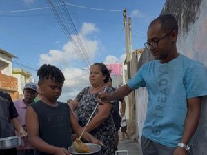 Ceasa inicia produção e distribuição de sopa para pessoas em vulnerabilidade social