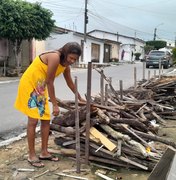 [Vídeo] Venda de fogueiras para festas juninas incrementa a renda de famílias em Arapiraca