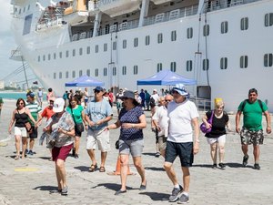 MS confirma surto após 13 casos de sarampo dentro de navio de cruzeiros