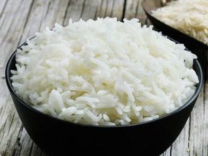 Governo zera taxa de importação de arroz para tentar conter alta de preço