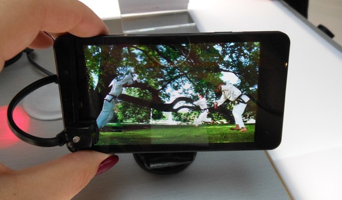 Smartphone 3D sem óculos da LG chegará ao Brasil por R$ 1.900
