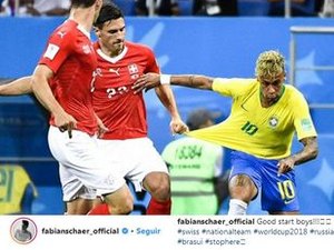 'Parou aqui', ironiza zagueiro suíço ao postar foto em que puxa Neymar