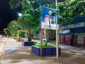 Prefeitura de Palmeira dos Índios conclui manutenção da Praça São Cristóvão