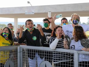 Por falta de segurança, Globo, Band e Folha suspendem cobertura no Alvorada