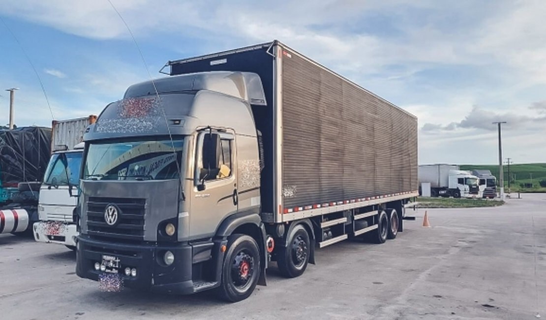 Sefaz flagra carreta transportando autopeças com documentações irregulares