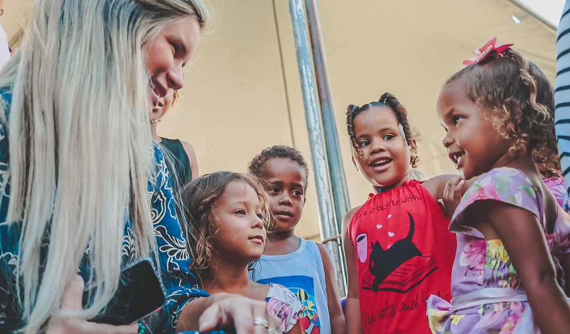 Prefeita Ceci Rocha entrega Centro Municipal de Educação em Atalaia