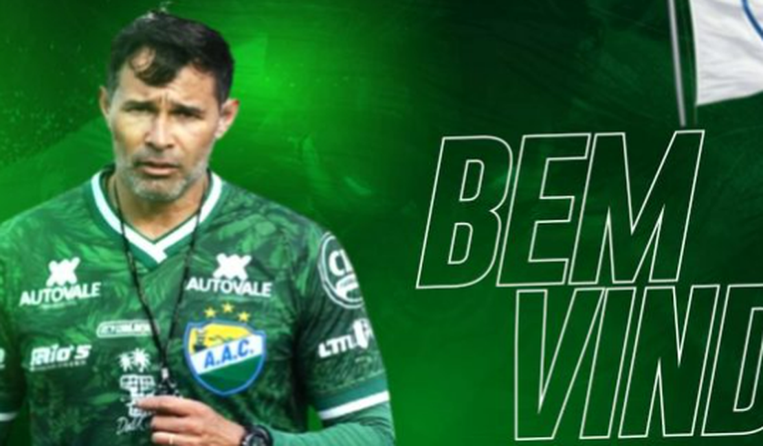 Júnior Amorim assume comando do Coruripe para sequência da temporada