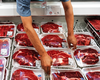 Adolescentes são detidos com peças de carne escondidas sob a camisa em supermercado de Arapiraca