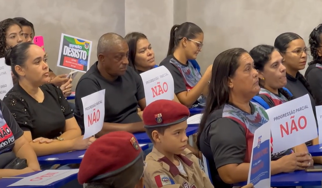 [Vídeo] Audiência na ALE reúne comunidade escolar contra progressão parcial no Colégio Tiradentes