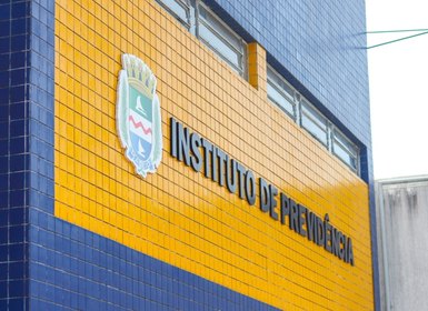 Liquidação do Banco Master não deve afetar pagamento de aposentados, diz Prefeitura de Maceió