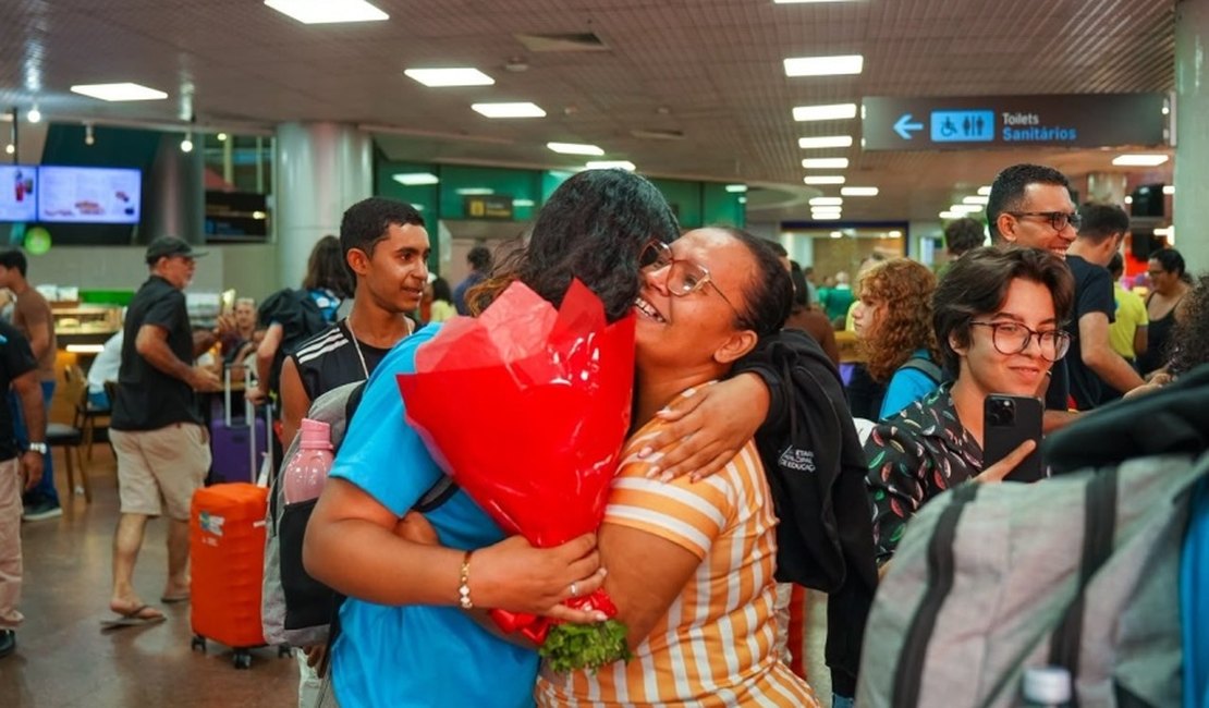 Estudantes comentam experiência na Inglaterra após imersão do Maceió Abraça o Mundo