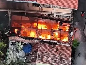 Botijão de gás provoca incêndio em residência e mata animais em Santana do Ipanema