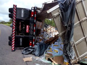 Carreteiro de empresa de Arapiraca sofre acidente em Bom Conselho