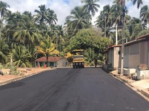 Prefeitura de Maceió finaliza pavimentação na Avenida Beira Mar, na Praia da Sereia