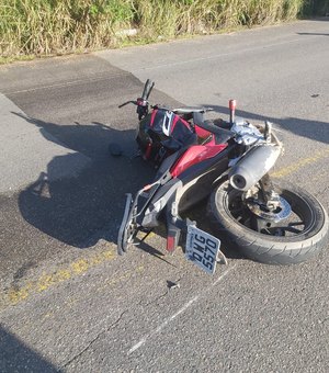 Colisão envolvendo moto e caminhão causa morte de arapiraquense na AL 115, em Igaci