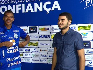 Série C: Adversário do ASA, Confiança apresenta atacante Jeffinho