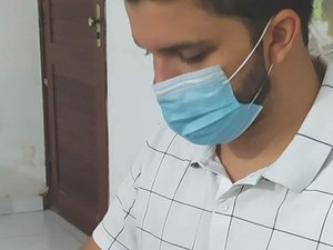 Prefeito de Traipu autoriza repasse dos salários dos servidores