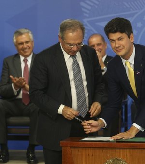 Gustavo Montezano toma posse na presidência do BNDES