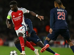 Arsenal é letal e vence PSG pela segunda rodada da Champions League