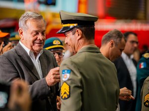 Em formatura de bombeiros, vice-governador reafirma compromisso com Segurança