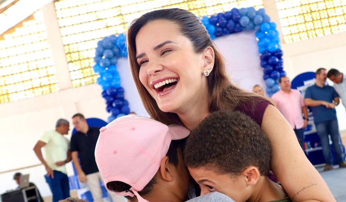 Ceci, a prefeita mais votada da região metropolitana, vira referência em gestão humanizada