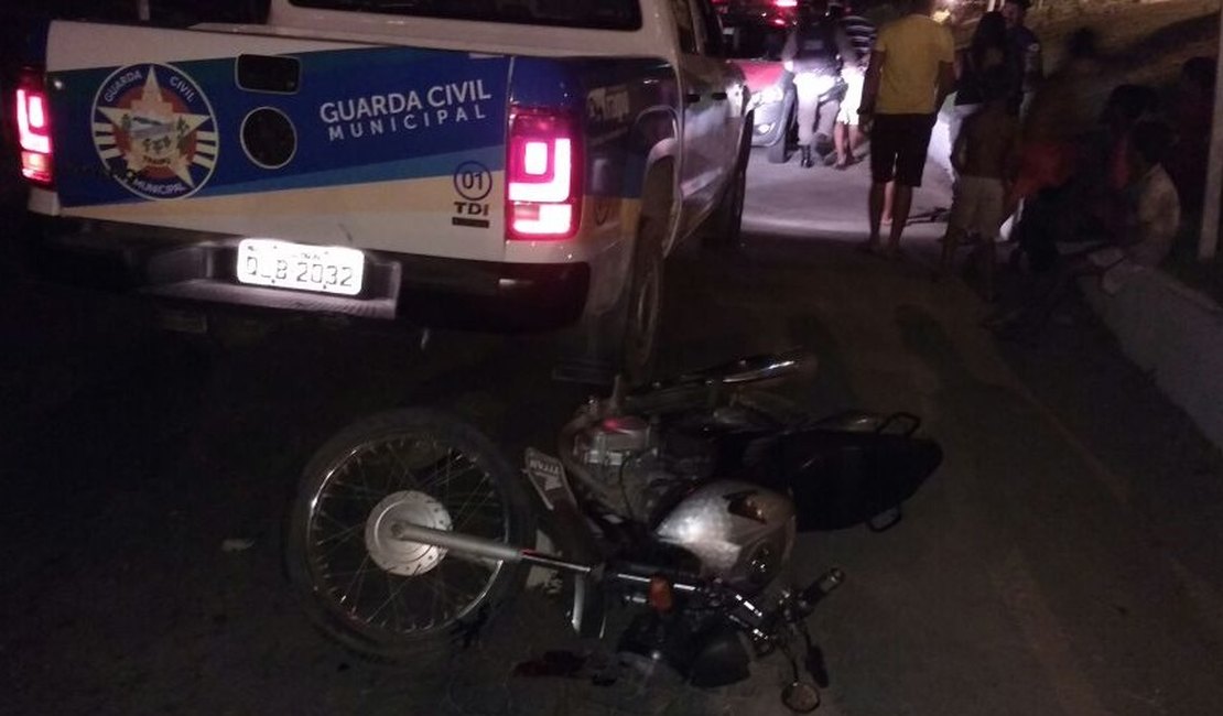 Motociclista alcoolizado colide contra viatura de guarda municipal no Agreste 
