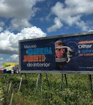 Outdoor com programa de JHC em Maceió é visto em Arapiraca