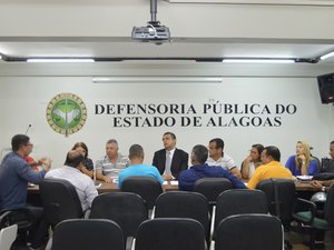 Defensoria Pública recebe representantes dos servidores públicos da prefeitura de Maceió