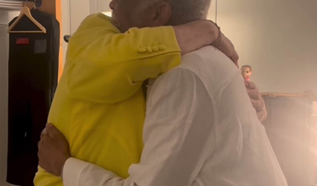 Elton John exalta Gilberto Gil: 'Você é uma lenda e um homem brilhante'