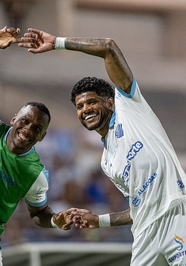 CSA e Grêmio se enfrentam em duelo válido pela Copa do Brasil