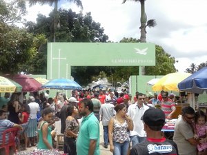 Saudade: dia de finados movimenta cemitérios de Arapiraca