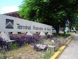 Baiana é presa com cerca 50kg de maconha no terminal rodoviário de Maceió