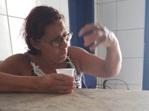 Mulher que aparece em vídeo furtando um tablet foi detida no Clima Bom