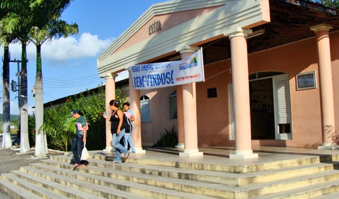 Diretor do campus II da Uneal assume orientação de TCC para não ser preso