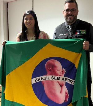 Leonardo Dias participa da Marcha Nacional Pela Vida e reforça luta contra o aborto