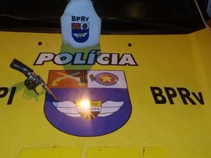 Polícia Militar prende jovens após assalto em Olho d' Água das Flores