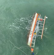 [Vídeo] Duas pessoas morrem durante passeio de catamarã em praia de Maragogi