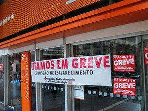 Procon/AL orienta sobre como agir durante greve dos bancos