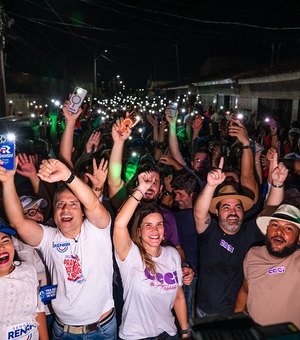 Atalaia dá recado nas ruas e reforça liderança de Ceci na passagem da caravana de Renan Filho