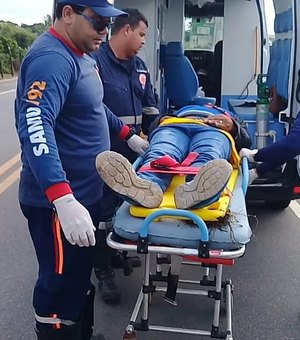 Colisão entre moto e cachorro deixa condutor ferido em Limoeiro de Anadia