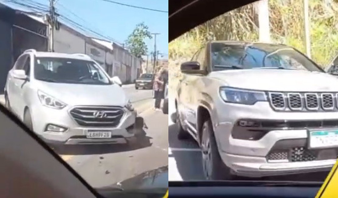 Colisão envolvendo quatro carros deixa trânsito congestionado em Maceió