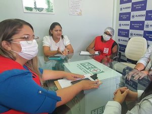 Hospital de Emergência recebe visita de técnicos do setor de qualidade do Hemoal