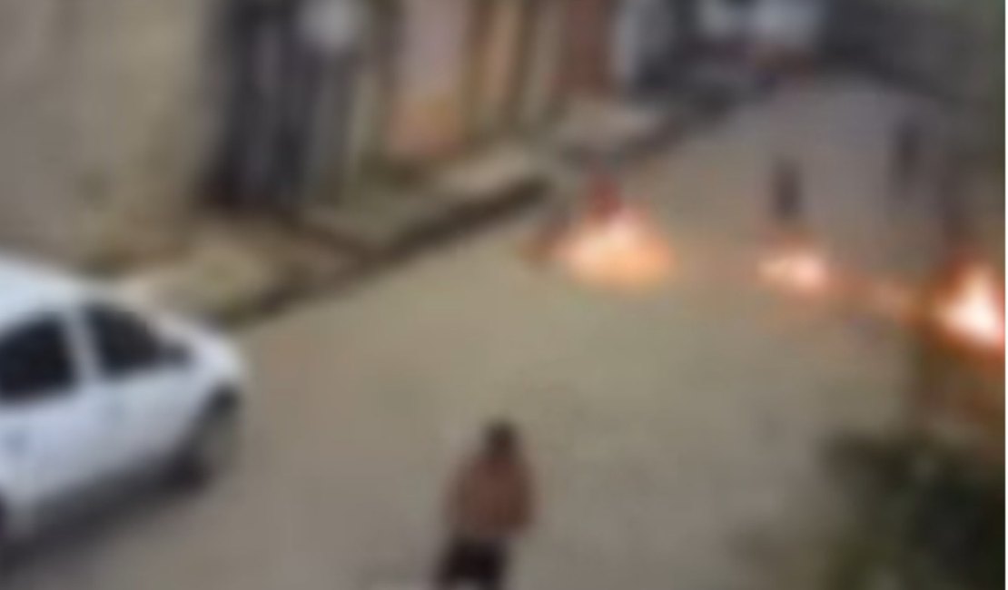 Criança de sete anos aparece 'em chamas' após acidente com fogos em Rio Largo