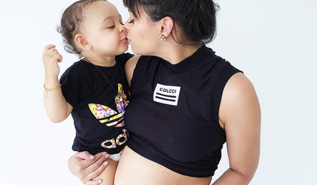 Mãe influencer: no sertão de Alagoas, Lara Ferreira faz do universo da maternidade uma fonte de renda