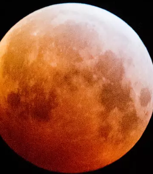 Eclipse total e maior superlua de 2021 acontecem nesta quarta-feira (26)