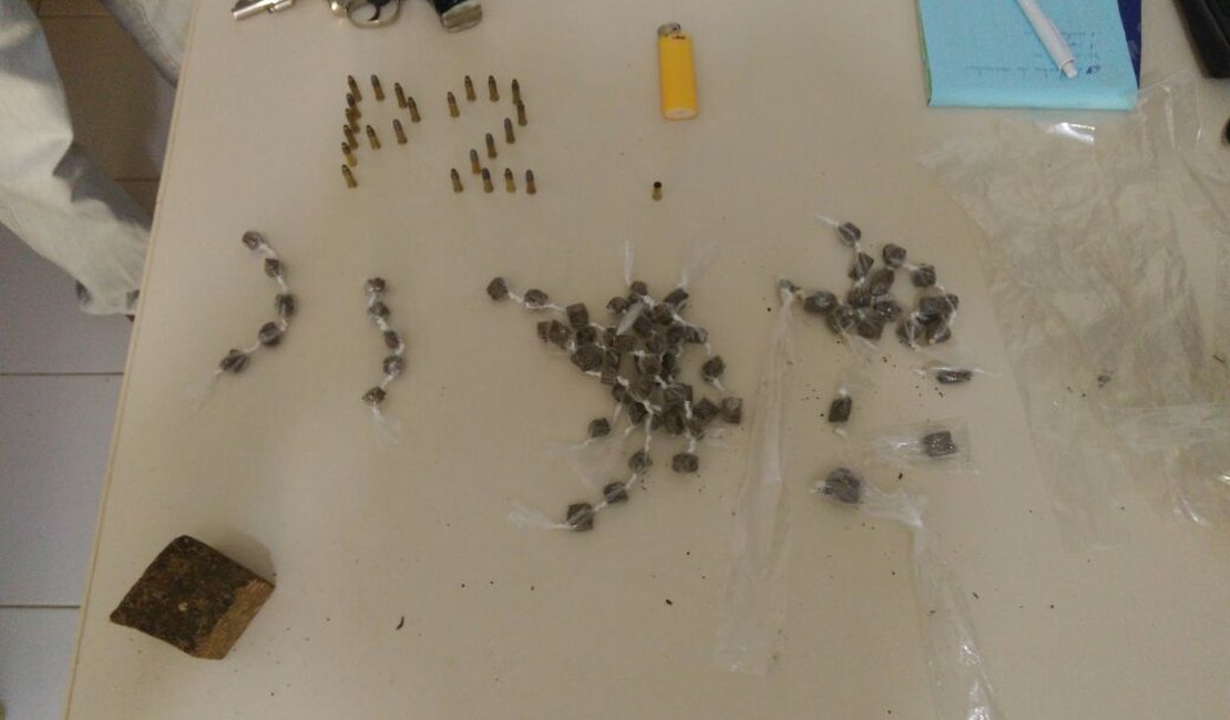 Pelopes prende traficante com drogas e arma em Maragogi